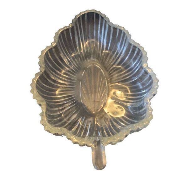 Vintage Federal Glass Lot of 2 Leaf Dish Ribbed Clear Crystal Classic Style - Picture 3 of 11